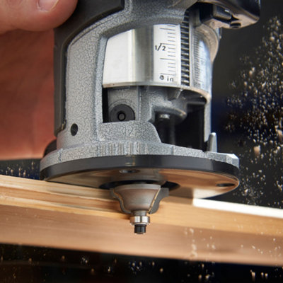 Lumberjack 1/2 Plunge Router with Variable Speed Settings, Set Up