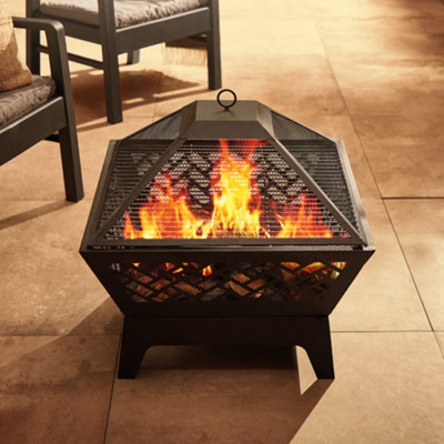 VonHaus Fire Pit, Black Chevron Firepit w/ Poker for Outdoor, Gardenu0026 Patio,  Heater/Burner for Wood u0026 Charcoal | DIY at Bu0026Q