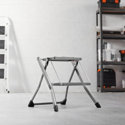 VonHaus Fold Up Step, Small Steps Foldable 2 Step, Anti-Slip, Foldable Design, Folding Step Stool, Suitable as Caravan Steps