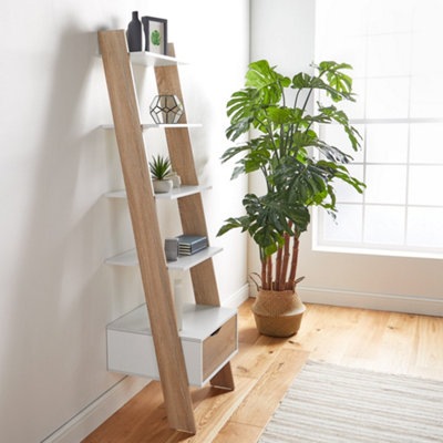 VonHaus Ladder Bookcase Scandinavian Style White Light Oak Effect Freestanding Storage Organiser Bookshelf With Open