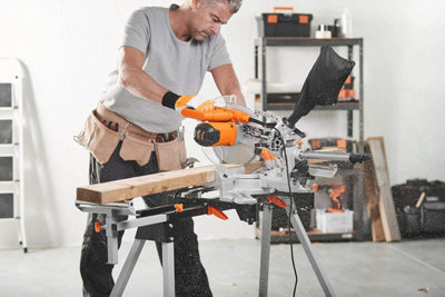 VonHaus Mitre Saw Stand - Foldable Universal Fit Saw Table with Extending Support Arms & Quick Release Clamps - 150kg Capacity - 5