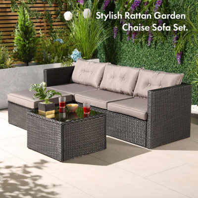 VonHaus Rattan Corner Chaise Sofa Set & Table, 3-4 Seater Corner Garden Sofa Set, Water Resistant Rattan Lounge Set & Cushions