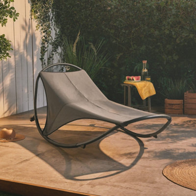 Vonhaus hot sale sun lounger