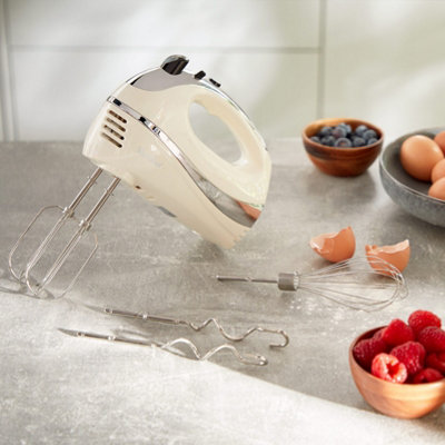 https://media.diy.com/is/image/KingfisherDigital/vonshef-hand-mixer-electric-whisk-300w-2-stainless-steel-beaters-2-dough-hooks-balloon-whisk-cream~5060192528480_05c_MP?$MOB_PREV$&$width=618&$height=618