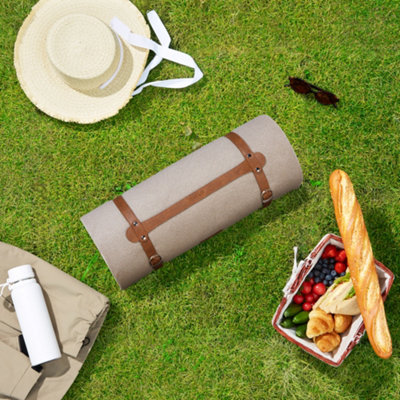 VonShef Picnic Blanket, Beige Herringbone Extra Large Outdoor Rug with Waterproof Backing, 10 Person Weatherproof Picnic Mat