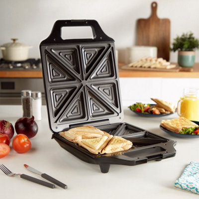 🥪 🥪 🥪, Why faff around with a traditional toastie maker when you can  have a Crimpit? A toasted sandwich maker that crimps the ingredients  together, preventing, By CRIMPiT