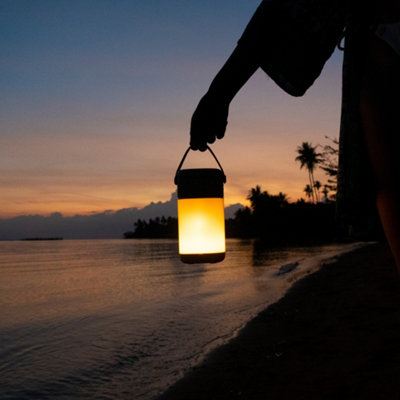 VQ Crimson Radiance Halo Built-in Lantern with 22-Watt Bluetooth Speaker & Power Bank