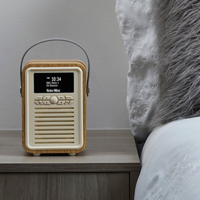 VQ Oak 'Retro Mini' DAB/DAB+ Digital & FM Radio with Bluetooth