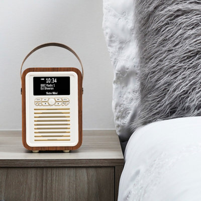 VQ Walnut 'Retro Mini' DAB/DAB+ Digital & FM Radio with Bluetooth