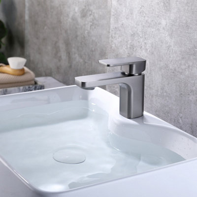 VURTU Barkway Basin Mixer - 1/4 Turn, Single Lever Ceramic Disc, High/ Low Water Pressure, 300(H) x 215(W), Gun Metal, 628532 Price Comparisons | Compare The Build