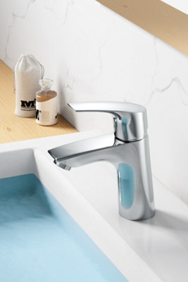 VURTU, Hera Basin Mixer, 1/4 Turn, Single Lever Ceramic Disc, High/ Low Water Pressure, 160(H) x 47(W), Chrome, 571101