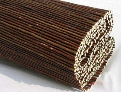 Wadan 1.8m x 4m Willow Bulrush Natural Garden Fence Panel Screening Roll Privacy Border Wind & Sun Protection