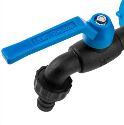 Wall Flange Kit 20mm MDPE with Nylon 1/2 Barb Tap and Quick Connect Outlet