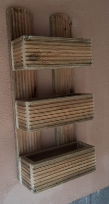 Wall Mounted 3 Tier Decking Fruit, Flower, Herb Planter