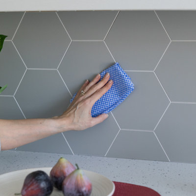 Wallpops Hexagon Grey Premium Self Adhesive Vinyl Wall Tiles 14.98cm(H) 17.19cm(W) 3.3mm(D) pack of 27 (0.70sqm)