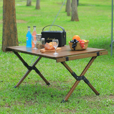 Low foldable picnic deals table