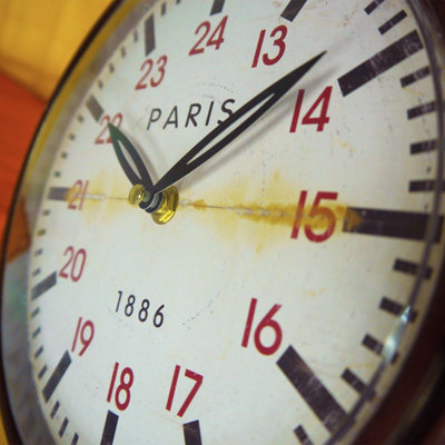 Walplus Double Sides Iron Wall Clock - 3