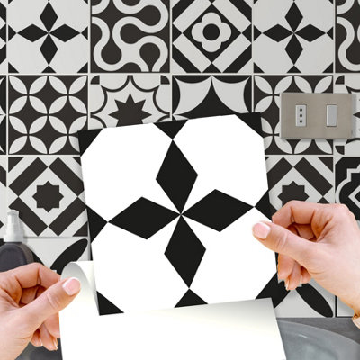 Walplus Ross Black and White Peel and Stick Wall Tiles Sticker - 24Pcs 15x15cm Self Adhesive Stick on Tiles