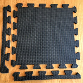 Warm Floor Interlocking Floor tiles with straight edging strips - Black - Workshops, Cabins, Sheds - 10 x 10ft