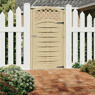 water-based-painted-wooden-garden-gate-with-door-latch-90cm-x-180cm
