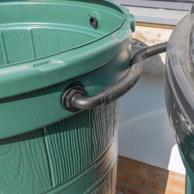 Water butt/rain barrel/water storage tank overflow hosetail elbow with nut & washer (1" bsp - 1" barb) requires a 33mm hole - 7