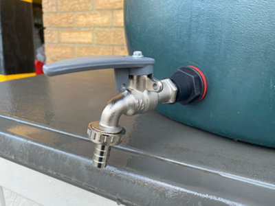 water butt/rain barrel/water tank outlet tap + adaptor (requires 21mm ...