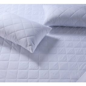 Waterproof Quilted Pillow Protectors 2PK Soft Touch Microfibre Protector Zippered Closing