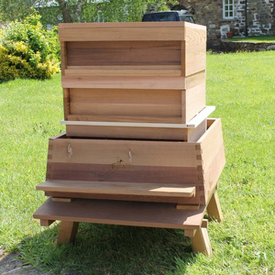 WBC Beehive Gabled Roof In High Quality Cedar