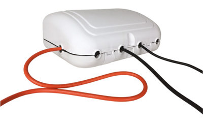 Weatherproof Outdoor Electrical Plug Enclosure Box with 4-Gang 2m Extension Lead