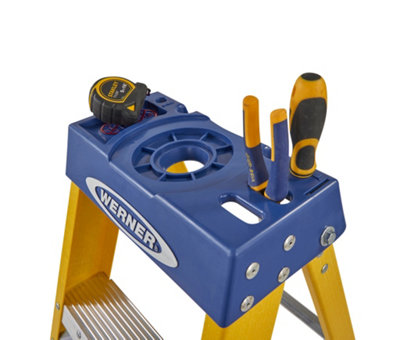 Werner Fibreglass Swingback Stepladder 8 Tread