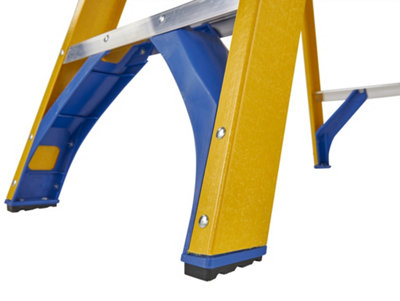 Werner Fibreglass Swingback Stepladder 8 Tread