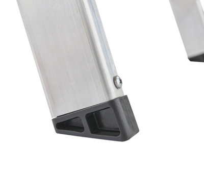 Werner Platform Stepladder 7 Tread High Handrail