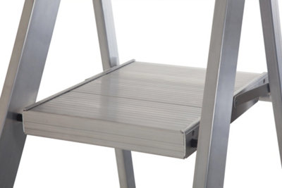 Werner Platform Stepladder 8 Tread MasterTrade™
