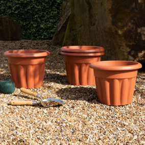 Wham 4x Vista Terracotta Plastic Planter, Round Garden Plant Pot, Small Floor Pot (33cm, 12L, Pack of 4)