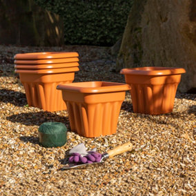 Wham 6x Vista Terracotta Plastic Planter, Square Garden Plant Pot, Extra Small Floor Pot (25cm, 5.5L, Pack of 6)