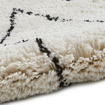 White/Black Rug, Easy to Clean Shaggy Rug, Chequered Rug, Moroccan Kilim Rug for LivingRoom, & DiningRoom-200cm X 290cm