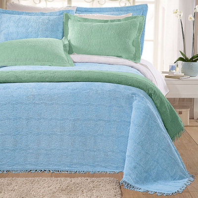 White Candlewick Bedspread - Soft & Lightweight 100% Cotton Bedding with Wave Design & Fringed Edges - Size King, 230 x 220cm