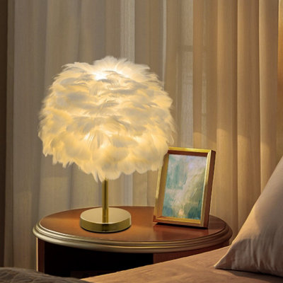 Feather deals gold lamp