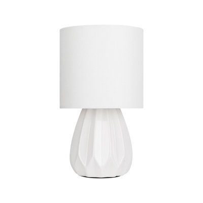 Table lamp best sale shades b&q