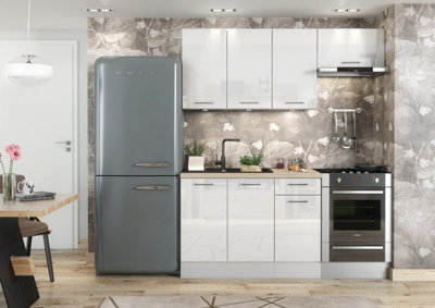 White Gloss Small Kitchen Cabinets Set 5 Units Soft Close Chrome Handles 180cm Kitchenette Ella