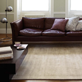 White Handmade , Luxurious , Modern , Plain Easy to Clean Viscose Rug for Living Room, Bedroom - 120cm X 170cm