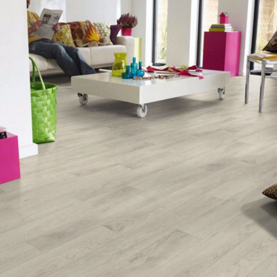 White Modern Wood Effect Anti-Slip Vinyl Flooring For Kitchen