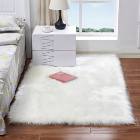 White Rectangle Super Soft Shaggy Area Rug Kids Room Decor Floor Rugs 90cm L x 60 cm W