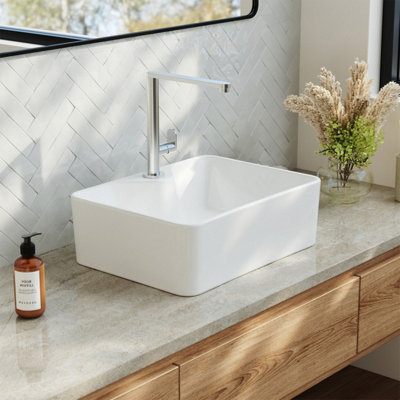 White Rectangular Ceramic Countertop Basin with Central Drain Set