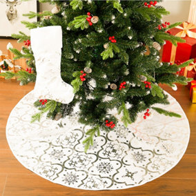 White Round Snowflake Christmas Tree Base Skirt Xmas Ornament with Hanging Stocking Dia 120cm