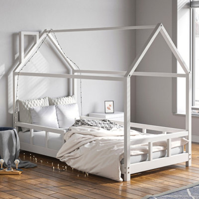 White toddler bed top