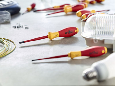 Wiha Phillips Slotted Pozidrive 6pc Screwdriver Set 1000v VDE Electrician 38362 - 5