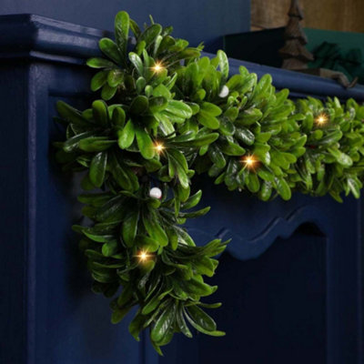 Wild Privet LED Xmas Table Decoration Christmas Garland 1.8m - 5