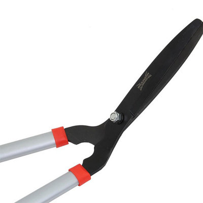 Long handled outlet lawn shears