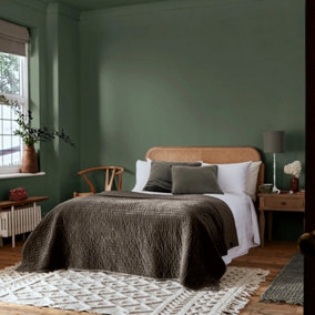 William Morris At Home Olive Character Gallery Emulsion 2.5L Emulsion Paint